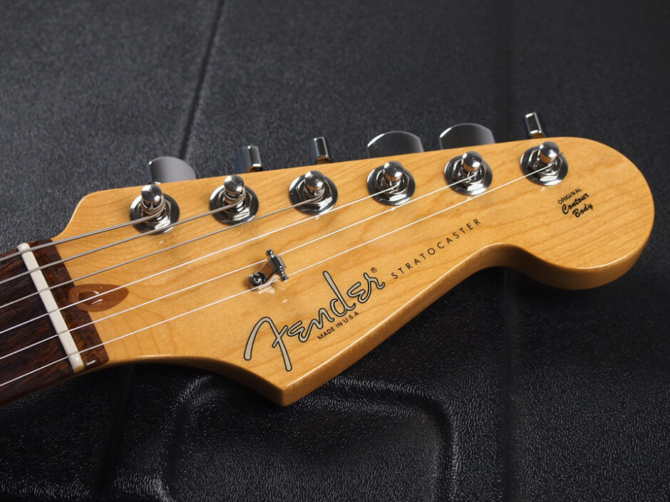 Fender American Standard Stratocaster HSS 3 Color Sunburst ソニックス特価