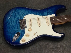 QUILT キルト　キルテッド QM　STRATOCASTER ストラトキャスター LIMITED 限定　LTD