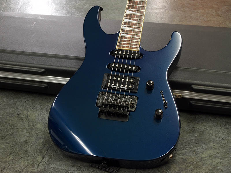 USAメイドのJackson Stars!SSH仕様のスルーネック中古品が入荷