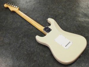 モモセ 百瀬 バッカス BACCHUS ディバイザー deviser fender stratocaster