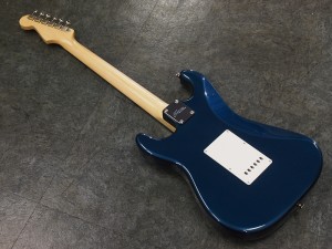 モモセ 百瀬 バッカス BACCHUS ディバイザー deviser fender stratocaster