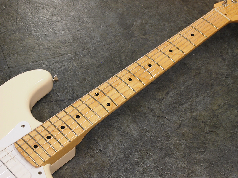 Fender Japan ST54-LS VWH 税込販売価格 ￥62,640- 中古品 Fender