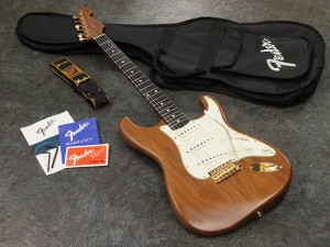 フェンダー　ジャパン　ストラトキャスター　STRATOCASTER 1962 TX ウォルナット　WALNUT