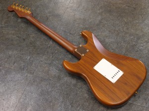 フェンダー　ジャパン　ストラトキャスター　STRATOCASTER 1962 TX ウォルナット　WALNUT