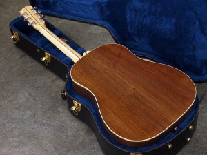 ギブソン J-45 J-50  southern jumbo ローズ　SONGWRITER J-35 J-30  