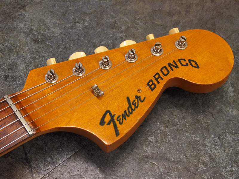 Fender USA Bronco Red 1967年製 税込販売価格 ￥89,800- ビンテージ