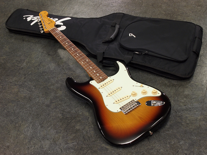 Fender Japan ST62-TX 3TS 税込販売価格 ￥58,000- 中古品 人気のST62 ...