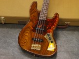 モモセ 百瀬 バッカス BACCHUS ディバイザー deviser fender jazz ジャズベース