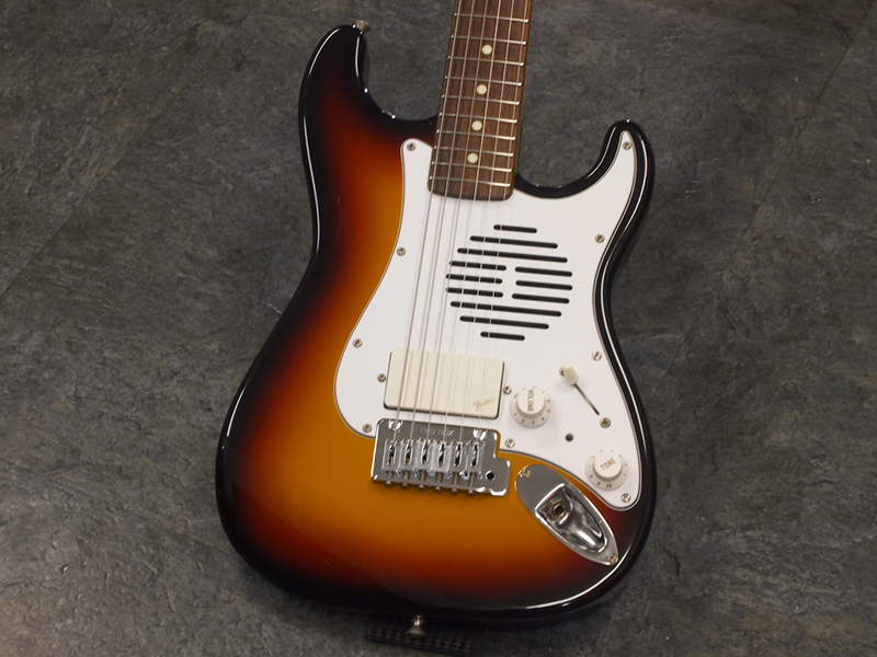 Fender Japan ST-Champ 税込販売価格 ￥39,800- 中古品 スピーカー内蔵