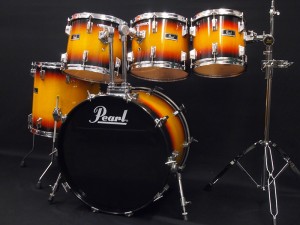 Pearl MapleFiberGlass DrumSet 22,10,12,13,16 税込販売価格 ￥86,400- 中古品 パール が世界に誇るメイプル・ファイバー・グラスシェルの中古ドラムセットが入荷！ « 浜松の中古楽器の買取＆販売 ギターとリペア(修理)の事ならソニックス