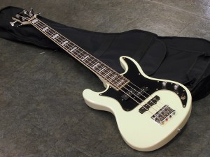 グラスルーツ シド　AKI 明希 アキ　初心者　入門　ビギナー　EDWARDS ESP E-AK