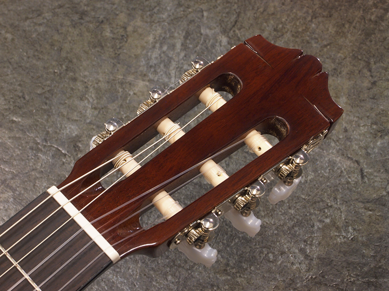 YAMAHA  クラシックギター 　CG-120A