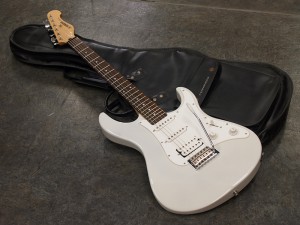 ヤマハ fender schecter jackson esp stratocaster st sl sd