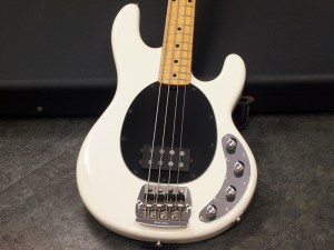 ミュージックマン fender usa jazz precision G&L l 2000 2500 sterling