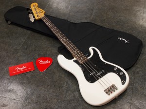 Fender Japan Exclusive Classic 70s P Bass®, Rosewood Fingerboard ...