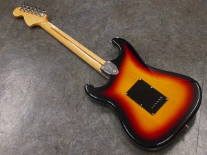 フェンダー　ジャパン　ストラトキャスター　STRATOCASTER　デカヘッド　ラージヘッド　71　72　リッチー　