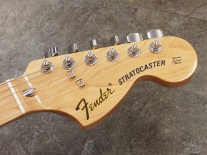 フェンダー　ジャパン　エクスクルーシブ　ストラトキャスター　STRATOCASTER　　ラージヘッド　71　YJM