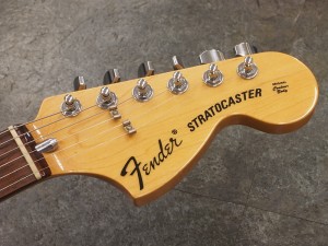 フェンダー　ジャパン　エクスクルーシブ　ストラトキャスター　CLASSIC 70S STRAT　71　ラージヘッド