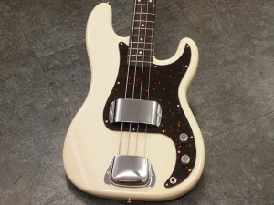 フェンダー　JAPAN Classic 60s クラシック　プレベ　プレシジョン precision　SPECIAL