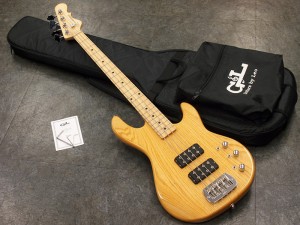 トリビュート　シリーズ　japan ジャパン　Stying ray スティングレイ　フェンダー　fender