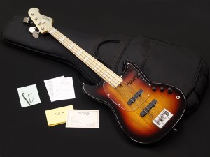 アトリエZ ミュージックマスター　ムスタング musicmaster bass mustang 小型　ショート　女性