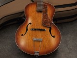 Godin　5th Avenue Cognac Burst