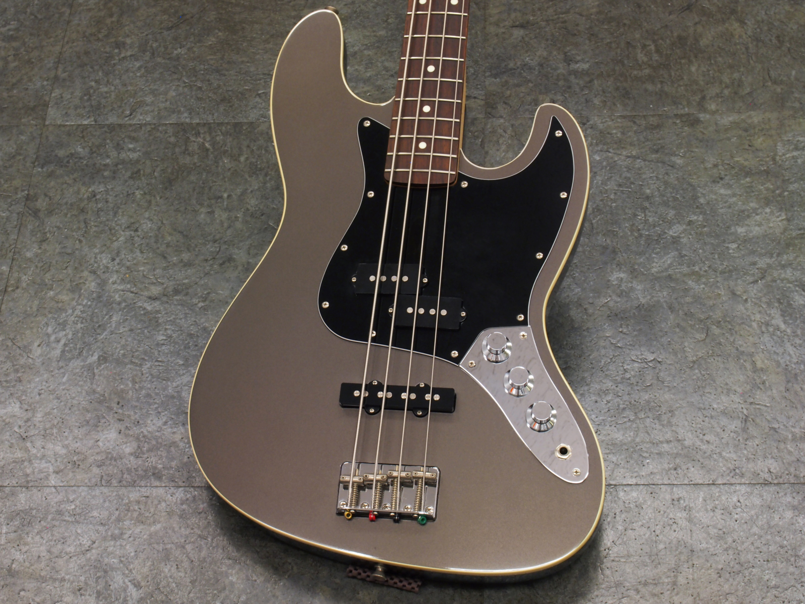 Fender Japan AERODYNE JAZZ BASS / AJB DFG 税込販売価格 ￥49,800 ...