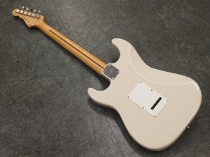 プレミアム　シリーズ　ストラト　フェンダー　fender asat アサット　クラシック　フジゲン　サークル　フレット