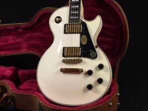 Gibson Les Paul Custom Alpine White 2001年 税込販売価格 ￥368,000