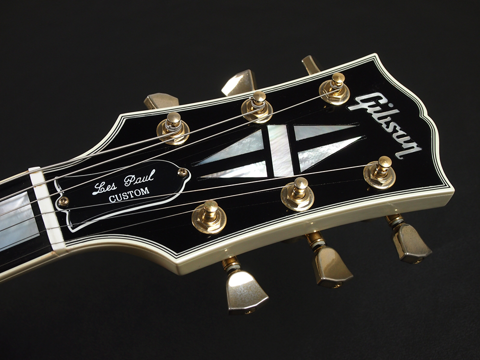 Gibson Les Paul Custom Alpine White 01年 税込販売価格 368 000 中古 メイプルトップによる力強いサウンドが魅力 コンディション抜群の中古品です 浜松の中古楽器の買取 販売 ギターとリペア 修理 の事ならソニックス