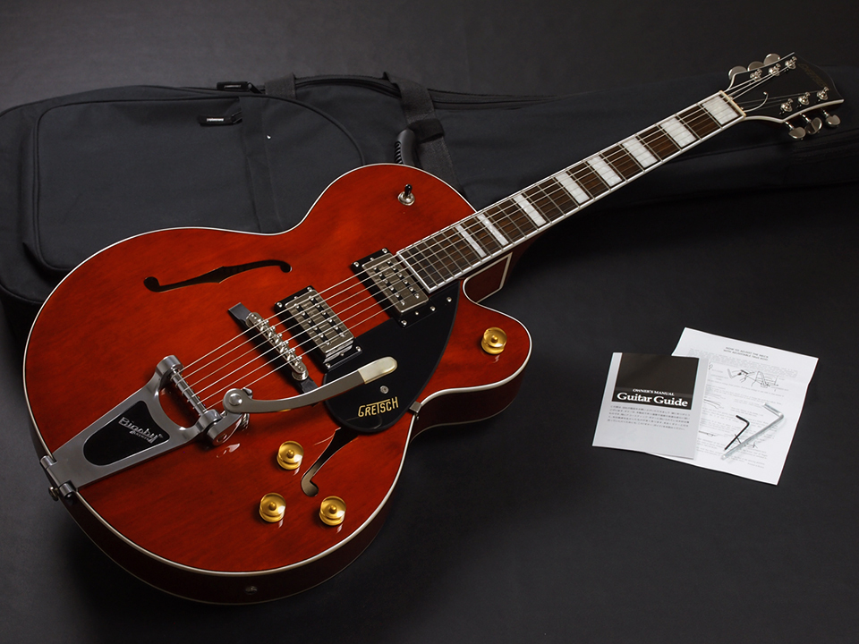 Gretsch G2420T Streamliner Hollow Body with Bigsby Walnut Stain