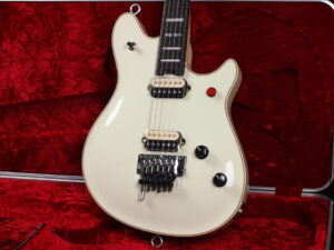 ヴァンヘイレン エディ Edward Van Halen Eddie PEAVEY Musicman Axis 5150 Friedman Brown ウルフギャング Kramer クレーマー